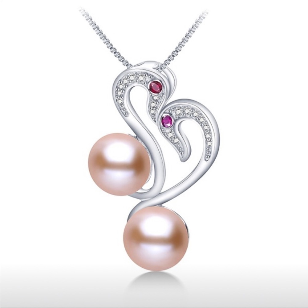 Elegant Swan pendant pink pearl pendant necklace